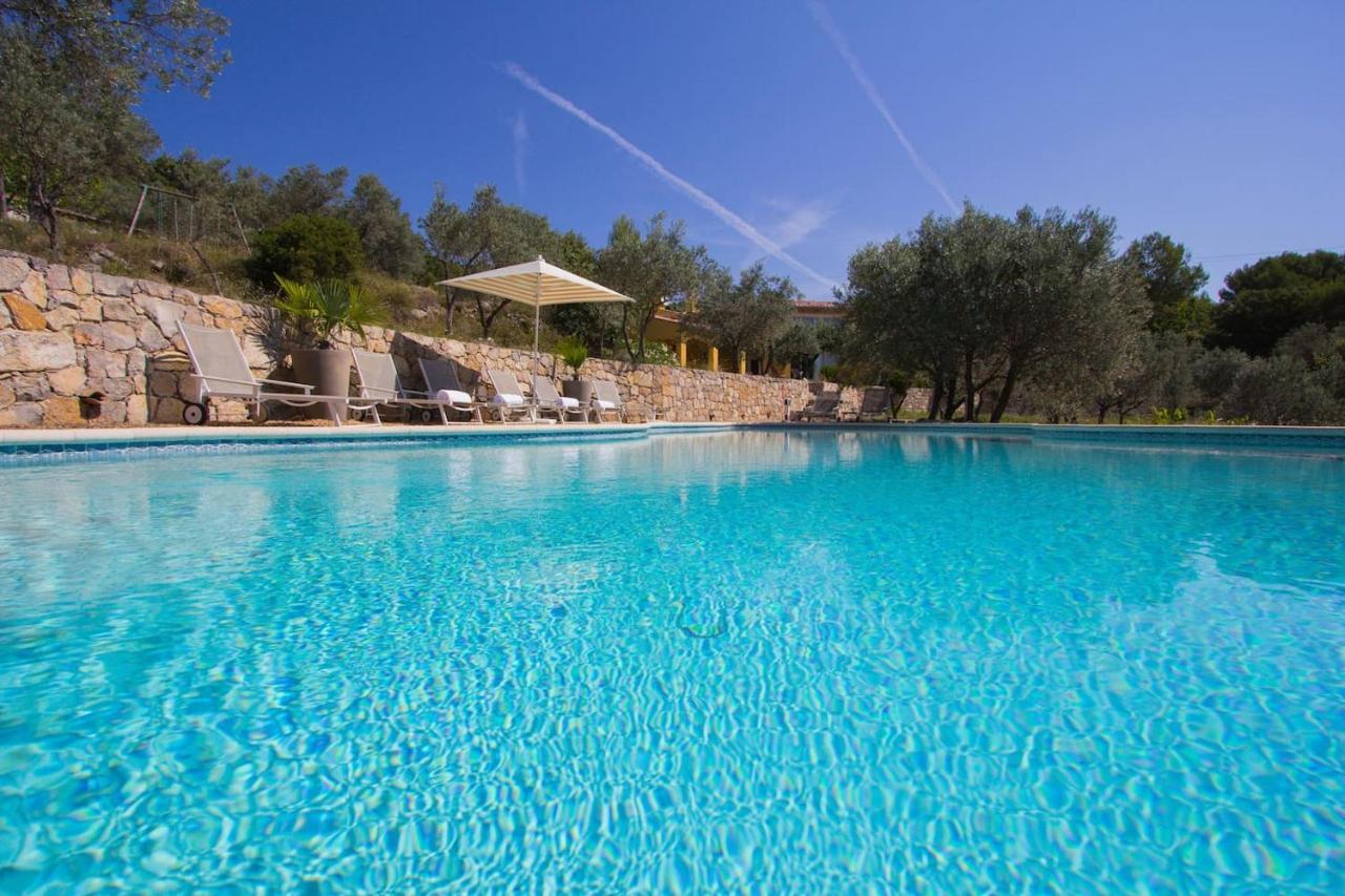 Villa Callas, piscine, calme et vue panoramique Extérieur photo